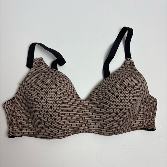 Warners No Side Effects Smoothing Wireless No Wire Bra 38C T-shirt Nude Black - Picture 1 of 7